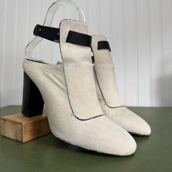 Zero + Maria Cornejo Open Back Pony Hair Heeled Booties w Ankle Straps *Italy* - Picture 3 of 9